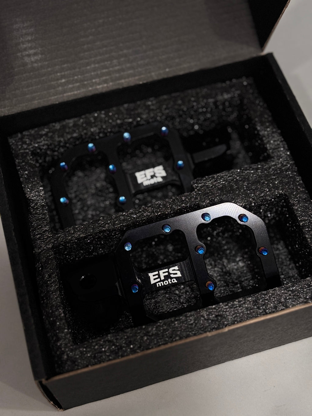 EFS wide pegs with titanium pins